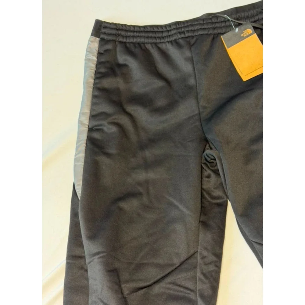 The North Face Black & Gray Athletic Pants - Size Large Regular (NWT)